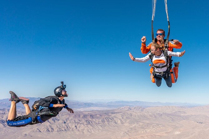 3-Hour Tandem Skydiving in Las Vegas - Five to seven minutes under canopy