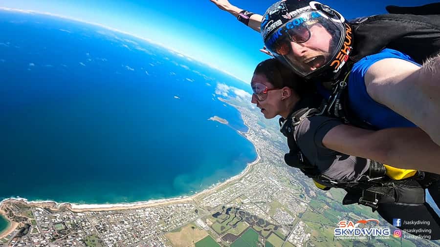 Adelaide: Tandem Skydiving Adventure over Goolwa - Key points at a glance