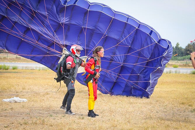 Algarve Tandem Skydive 15.000ft - Who should book this Portimão jump