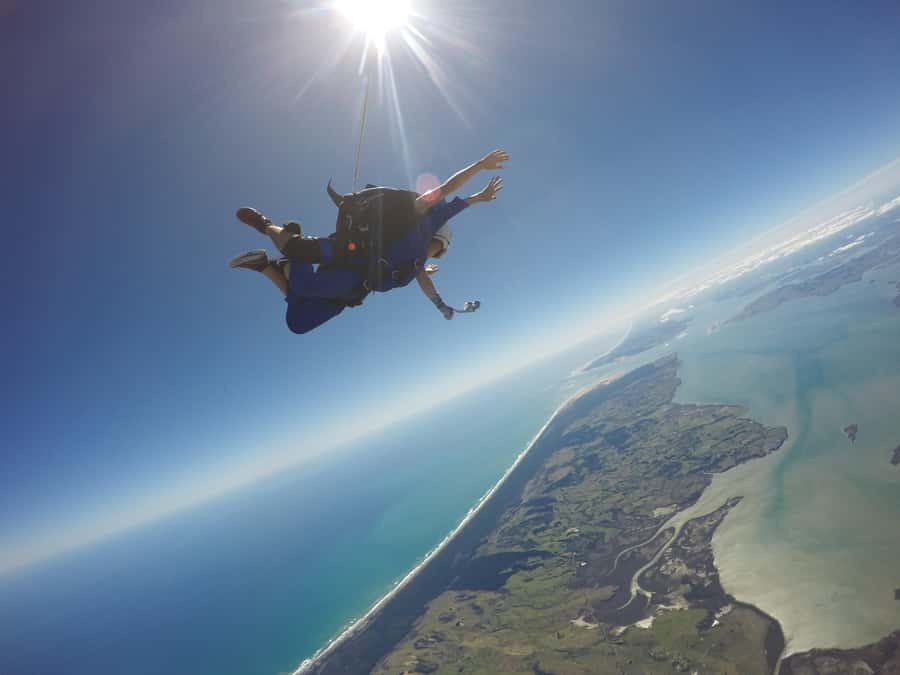 Auckland: 13000, 16000, or 18000-Foot Tandem Skydive - The instructors make a real difference