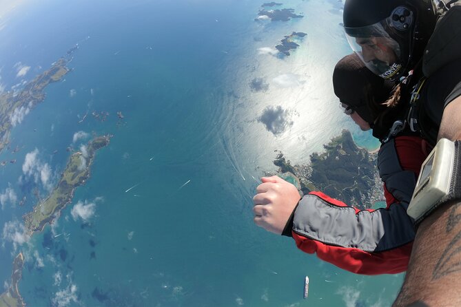 Bay of Islands: 18,000ft Skydive - The view over 144 islands