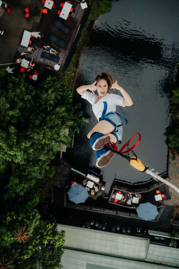 Cairns: Bungy Jump - Choosing one of 16 jump styles