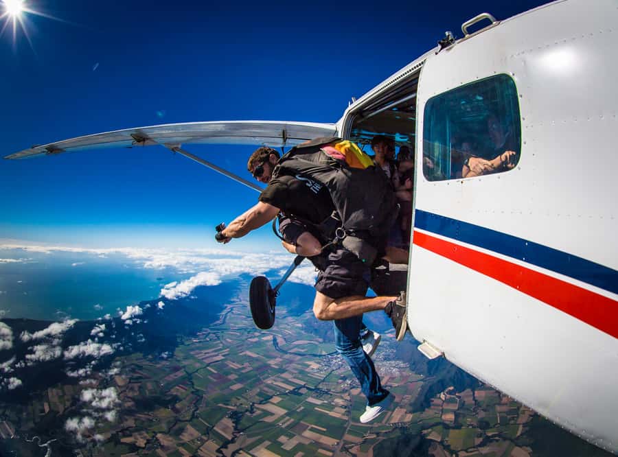 Cairns: Tandem Skydive Experience - How the instructors shape the experience
