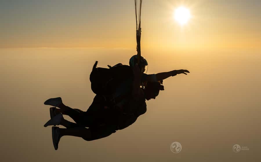 Cairo: Tandem Skydive Experience with Video - Getting ready for a 13,000-foot tandem jump