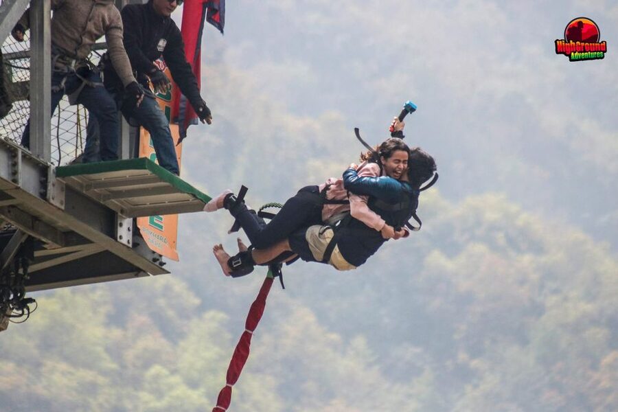 Double Dare: Tandem Bungee Adventure - Safety checks and the tandem setup