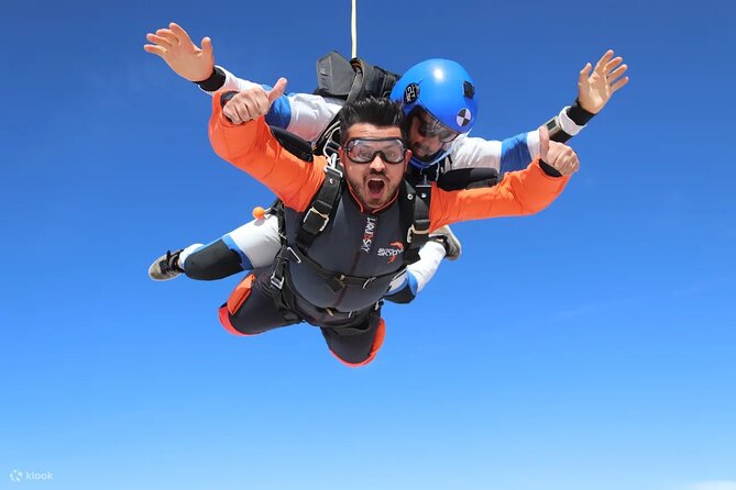 Dubai Skydive Tandem Over The Palm including Transfers - Is $1,399 a fair price?
