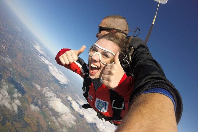 Dubai Skydive Tandem Over The Palm With Optional Transfers - Is $1,400 a fair price?