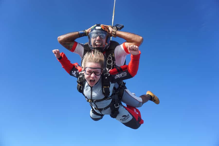 Foz do Iguacu: Skydiving Experience with Photos and Videos - Why this jump is different from a standard adrenaline ride