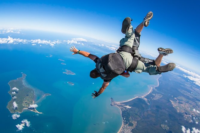 From Cairns: Tandem Skydive Experience over Mission Beach - What happens at the drop zone