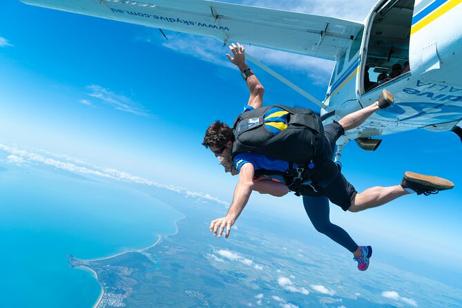 From Cairns: Tandem Skydive Experience over Mission Beach - The waiting problem you should plan for