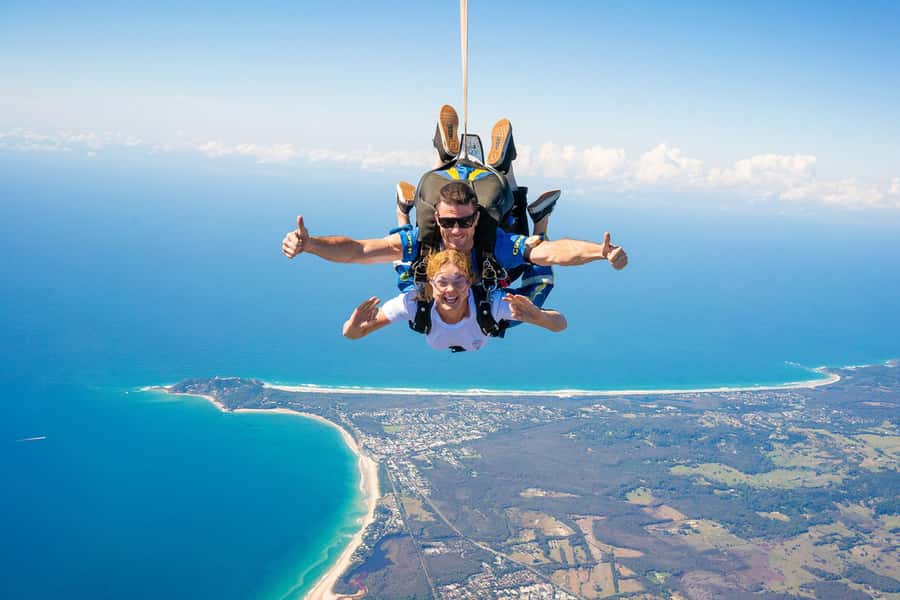 From Gold Coast: Tandem Skydive Experience over Byron Bay - Training at a five-star drop zone