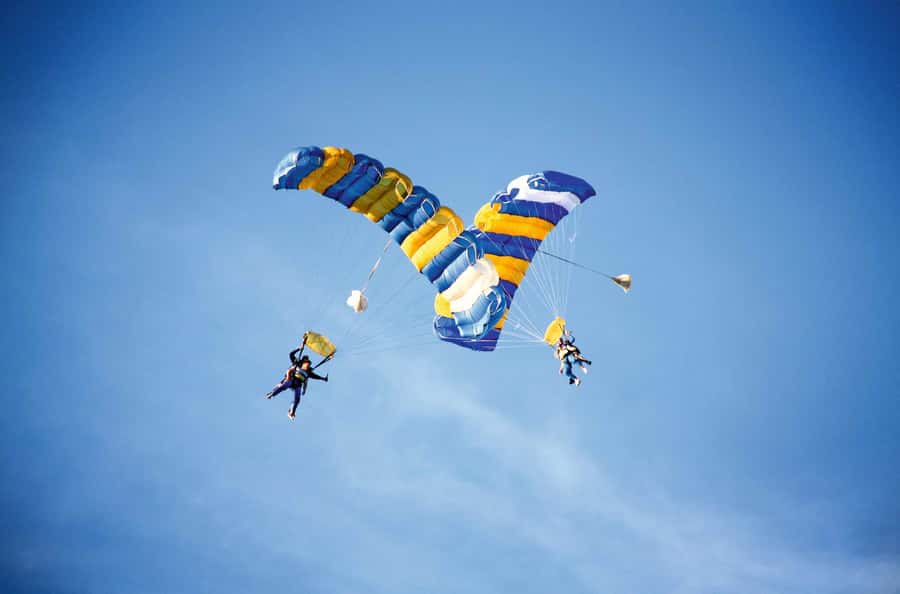 From Sydney: Tandem Skydive Experience over Beach - The waiting time you should plan around