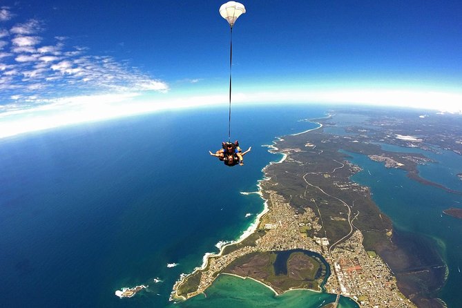 From Sydney: Tandem Skydive Experience over Newcastle Beach - Who will enjoy this experience most