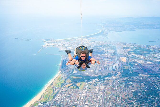 From Sydney: Tandem Skydive Experience over Wollongong Beach - Why the small group limit matters