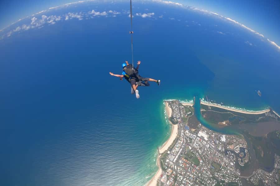 Gold Coast: Tandem Skydiving Experience - Weather, timing, and cancellation choices