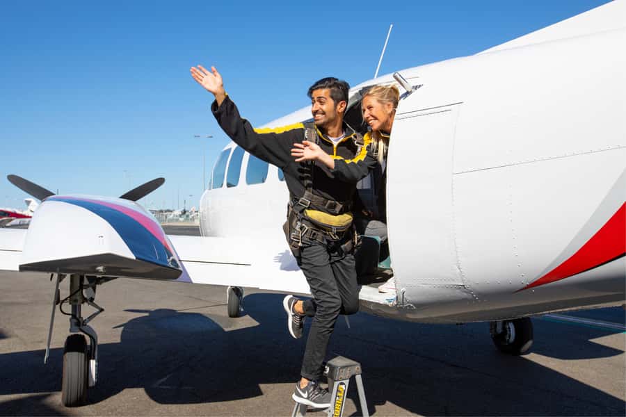 Gold Coast: Tandem Skydiving Experience - Should you book the Gold Coast beach skydive?