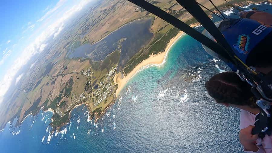 Great Ocean Road: Skydive over the Twelve Apostles - Safety, weather, and the limits of the experience