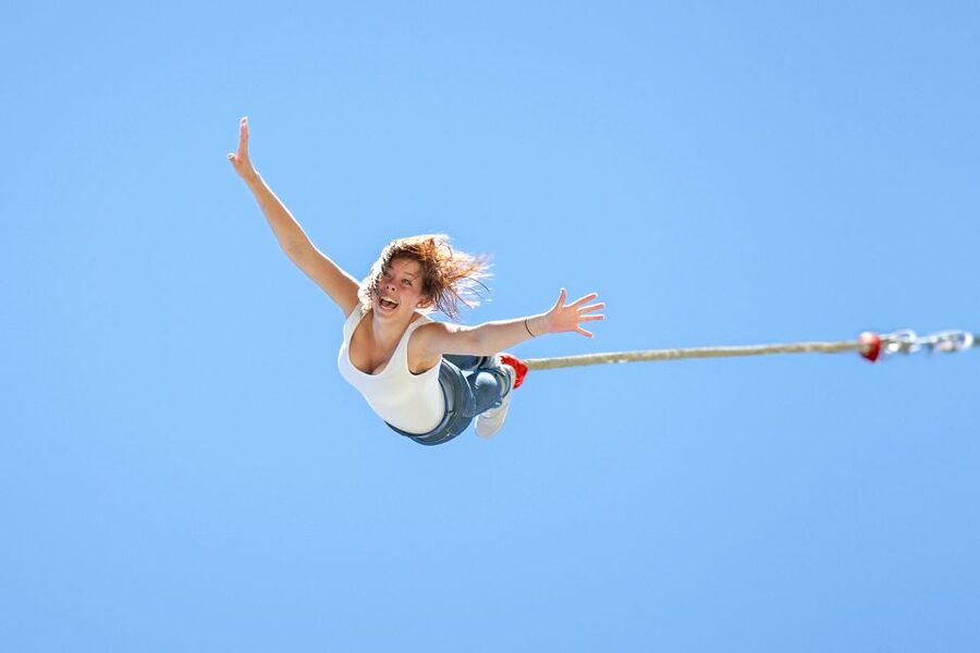 Hanmer Springs: 35-Meter Bungy Jump off Waiau Bridge - Getting ready on the 135-year-old bridge