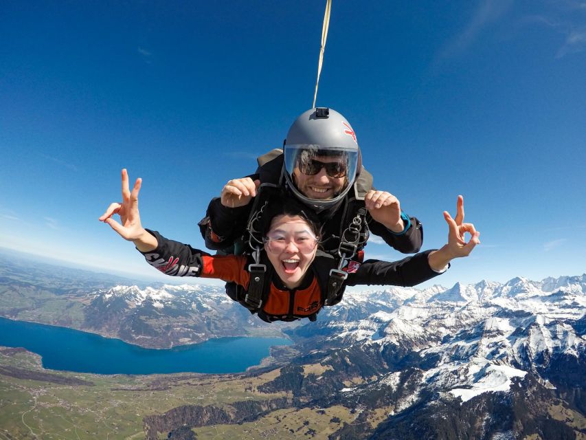 Interlaken: Airplane Skydiving over the Swiss Alps - The real attraction: freefall above Interlaken