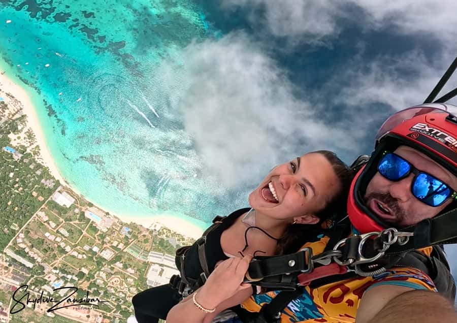 Kendwa: Tandem Skydive in Zanzibar - Landing on Kendwa’s white sand