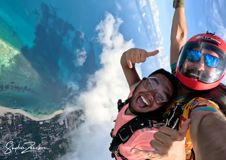 Kendwa: Tandem Skydive in Zanzibar - Who should book this jump