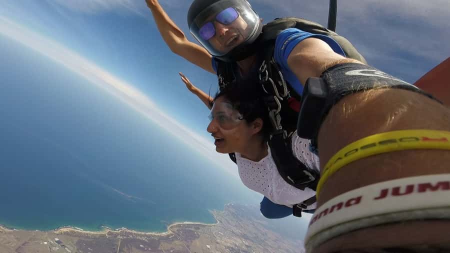 Melbourne: Tandem Skydive over Great Ocean Road + Transfer - A 15,000-foot view of the Great Ocean Road
