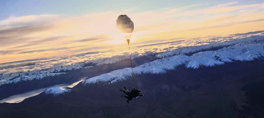 Mount Cook: Tandem Skydive Experience - Weather is the main risk to your plans