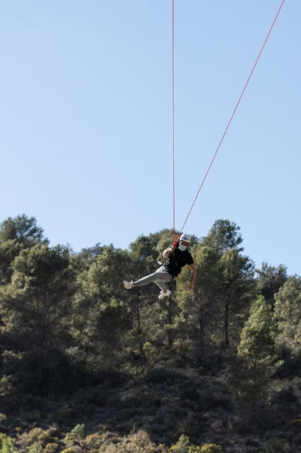 Murillo de Gállego Huesca: Bungee jumping over the river - The Mallos of Huesca as your backdrop