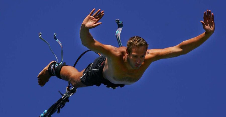 Novalja: Zrce Beach Bungee Jumping Experience - What happens at the tower