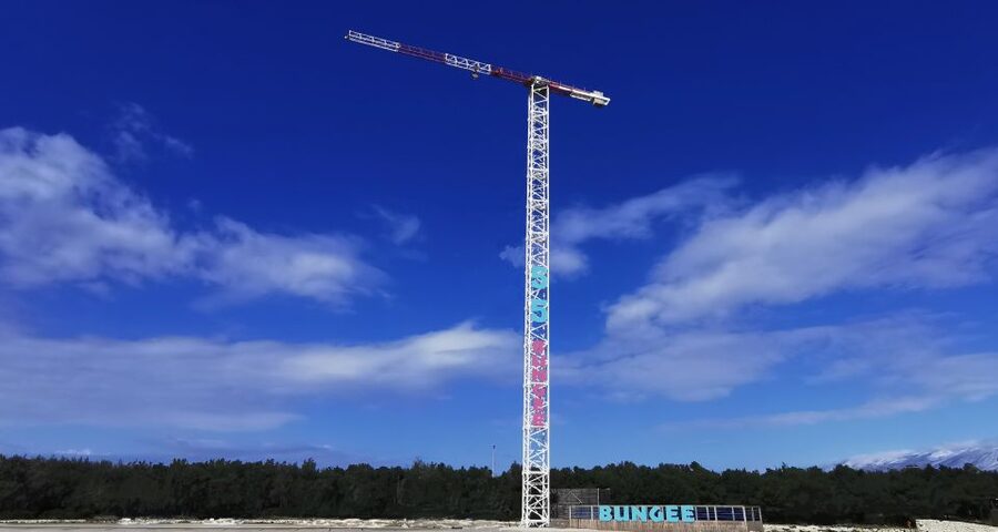 Novalja: Zrce Beach Bungee Jumping Experience - The moment before the leap