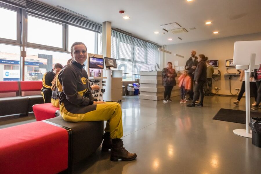 Prague: Indoor Skydiving Wind Tunnel Adventure - Watching from the viewing platform