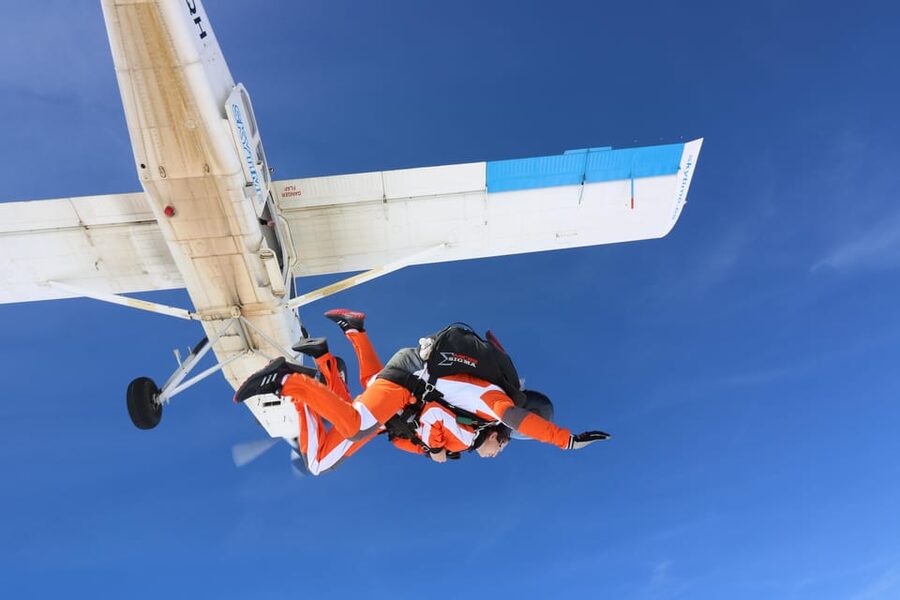 Prague: Tandem Skydiving 14,000ft over Prague with Transfers - A gentle landing and a quick celebration