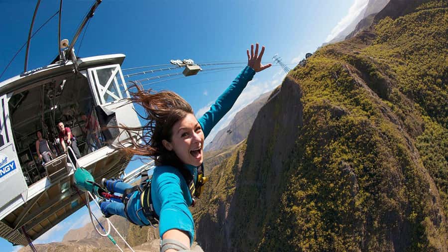 Queenstown: Nevis Bungy - Australasia's Biggest Bungy! - The Nevis Playground and the first look down