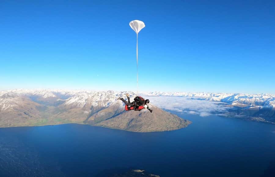 Queenstown: Tandem Skydive Experience - Safety, limits, and practical rules