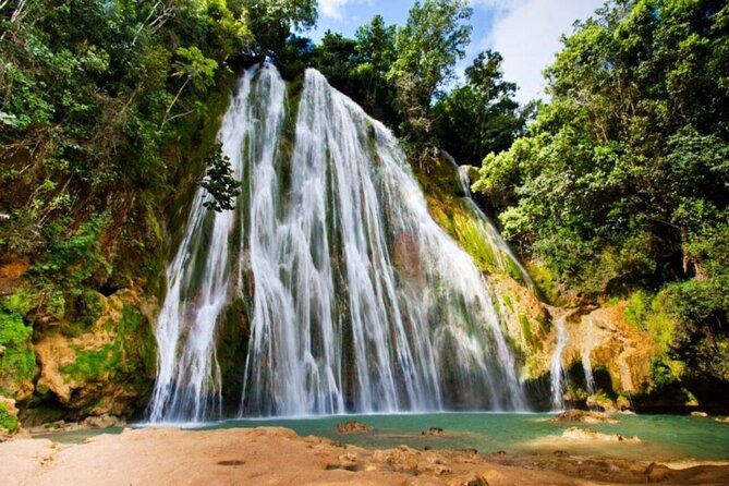 Samana+Baracardi Island Tour And Lemon Jump From PUJ - Bacardi Island for lunch and beach time