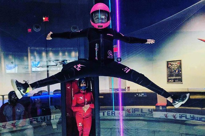 Seattle Indoor Skydiving Experience with 2 Flights & Personalized Certificate - A good family and group activity