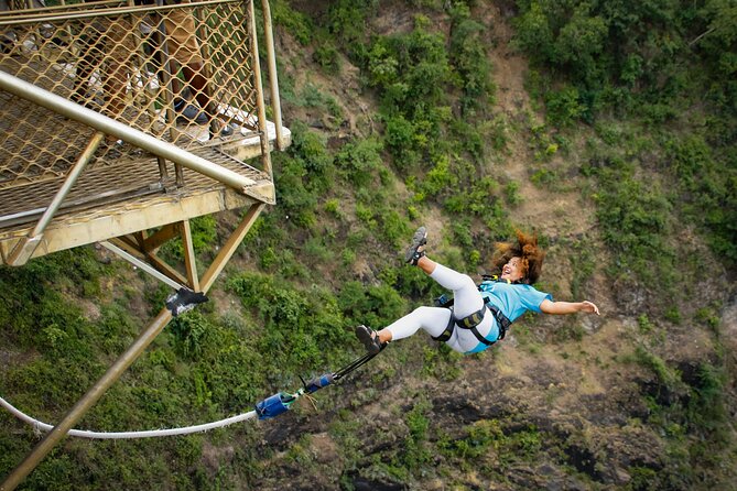 Shearwater Bungee Jump Victoria Falls Bridge - What the $168 price really covers