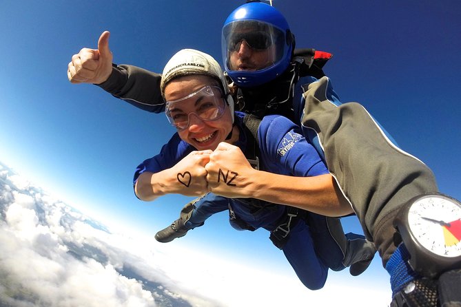 Skydive Auckland - The trip from Auckland to Parakai