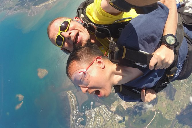 Skydive Fiji Radical 10000ft Tandem Jump (30 seconds free fall) - Should You Book Skydive Fiji?