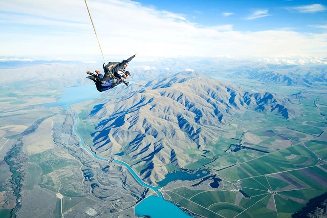 Skydive Mt. Cook - 20+ Seconds of Freefall from 10,000ft - My practical booking advice