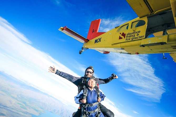 Skydive Mt. Cook - 45+ Seconds of Freefall from 13,000ft - Arriving at Pukaki Airport