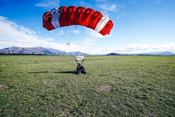 Skydive Mt. Cook - 45+ Seconds of Freefall from 13,000ft - The preparation before freefall