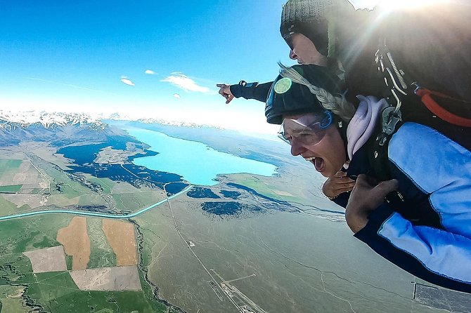 Skydive Mt. Cook - 70+ Seconds of Freefall from 16,500ft - What happens at Pukaki Airport