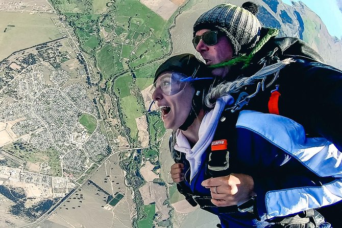 Skydive Mt. Cook - 70+ Seconds of Freefall from 16,500ft - Who will enjoy this most