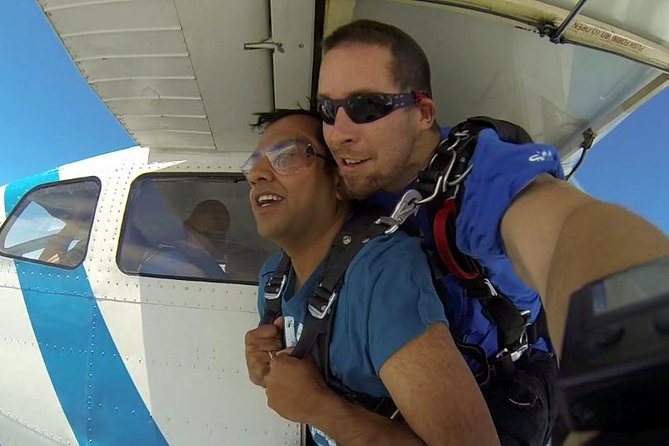 Skydive Yarra Valley 15000ft Tandem Skydive - Free-fall and the parachute ride