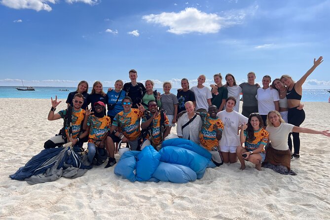Skydive Zanzibar | Tandem Skydive - The briefing before takeoff