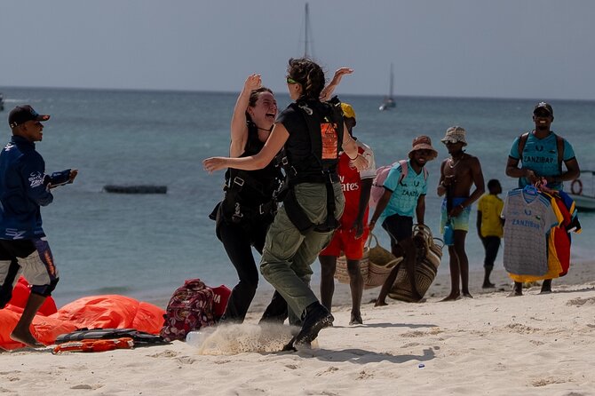 Skydive Zanzibar | Tandem Skydive - Who should book this jump