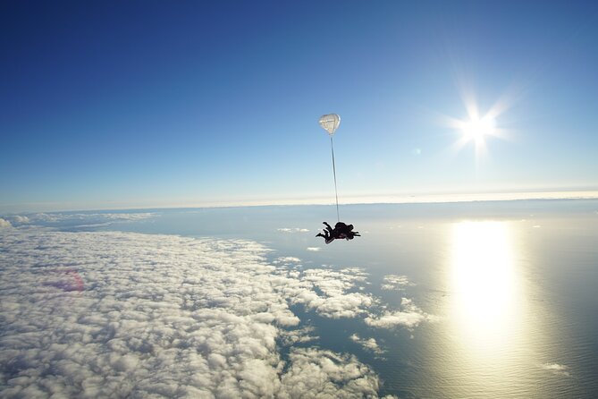 Tandem Skydive 16,500ft from Franz Josef - Photos and video are worth considering