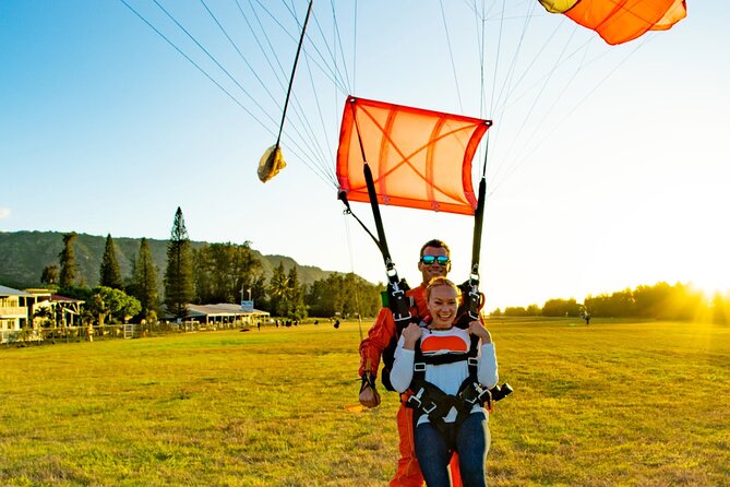 Tandem Skydiving with GoJump in Hawaii - Photos and video: worth the extra cost?
