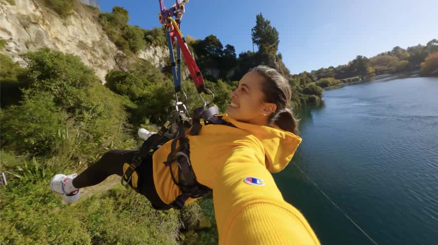 Taupō: Bungy Jump and Swing Combo - Solo or tandem: choosing the right version